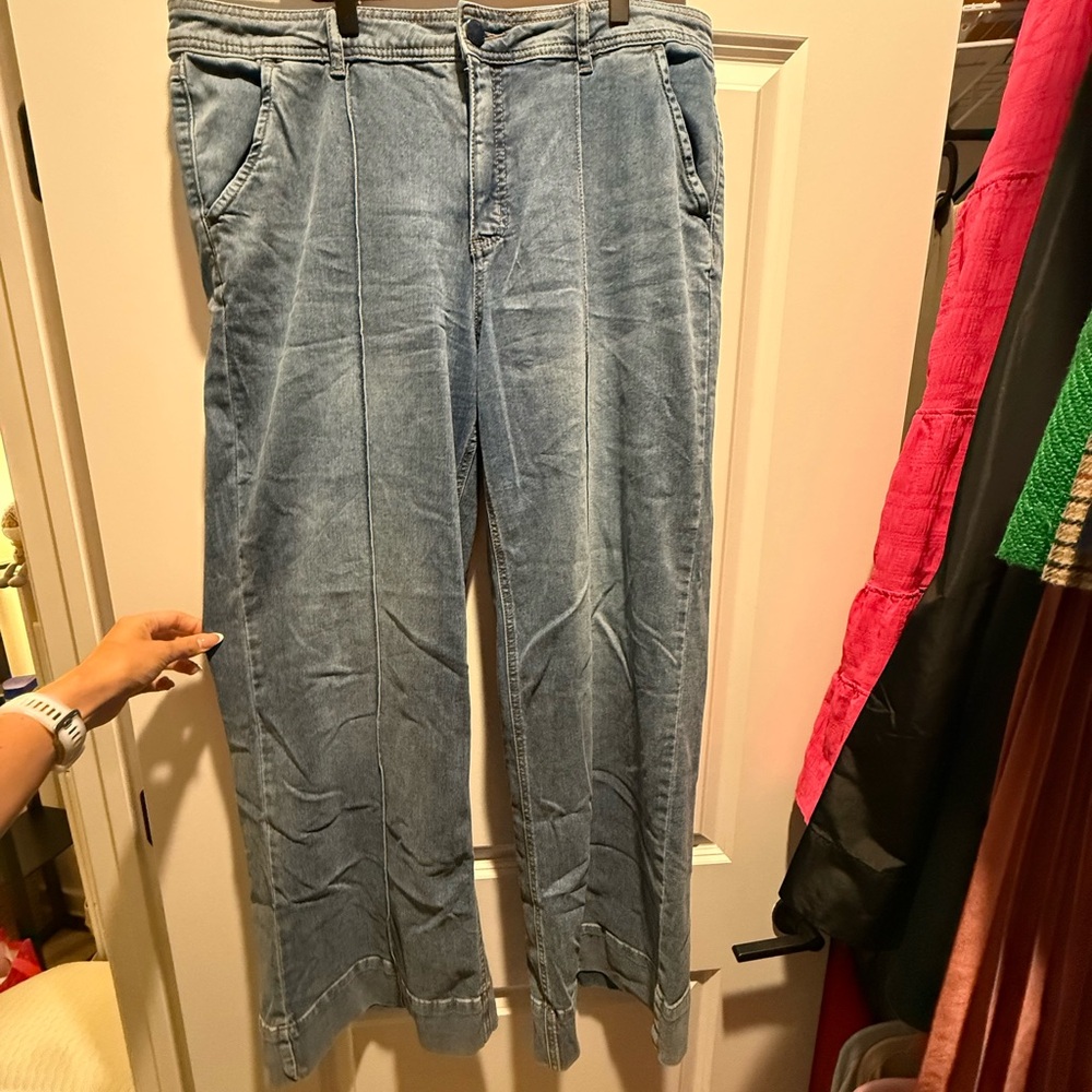 Light Wash Denim Wide Leg Pants
